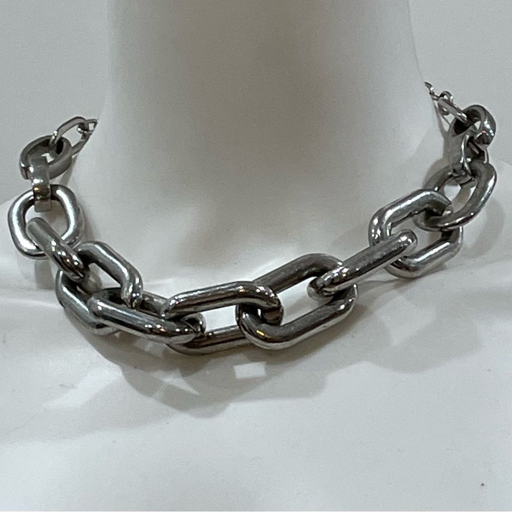 Chunky Chain Link Necklace